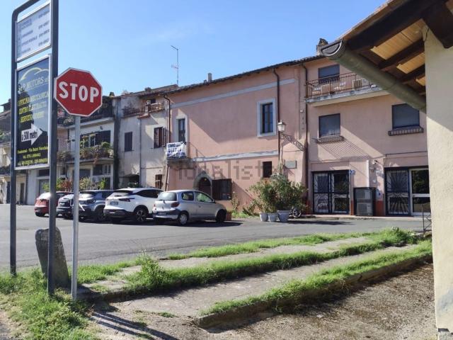 Casa in vendita a Laghetto, Monterosi