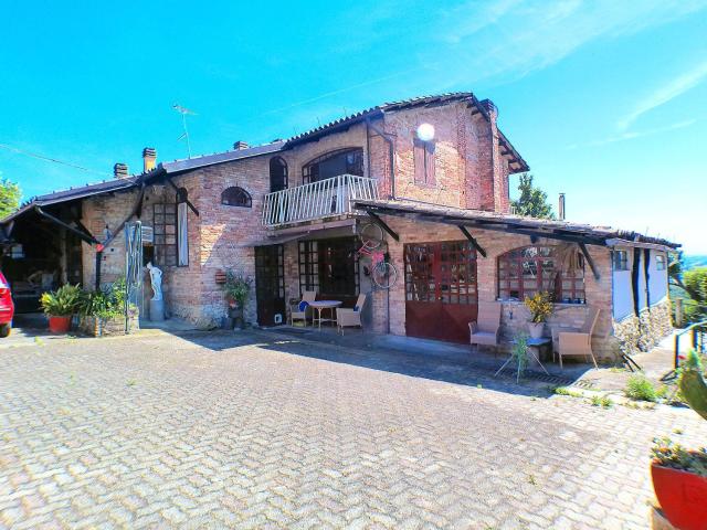 Casa in vendita a Piemonte, Alessandria