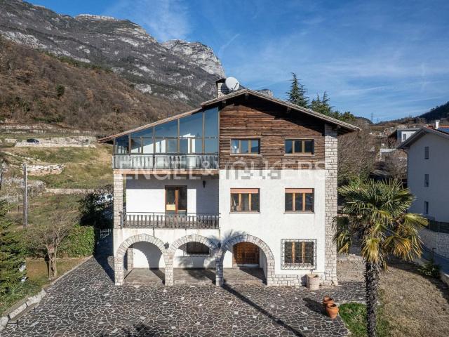 Casa in vendita a Comunità della Valle dei Laghi, Vezzano