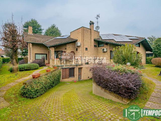 Casa in vendita a Vizzolo Predabissi, Lombardia