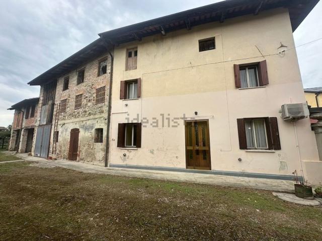 Casa in vendita a Melarolo / Menarûl, Trivignano Udinese / Trivignan