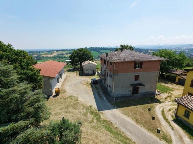 Casa in vendita a Unione di comuni Terre di Castelli, Castelvetro Di Modena