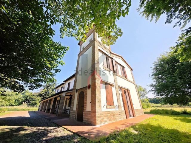 Casa in vendita a Unione di Comuni della Romagna Forlivese, Quattro