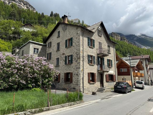 Casa in vendita a Comunità montana Alta Valtellina, Valdidentro
