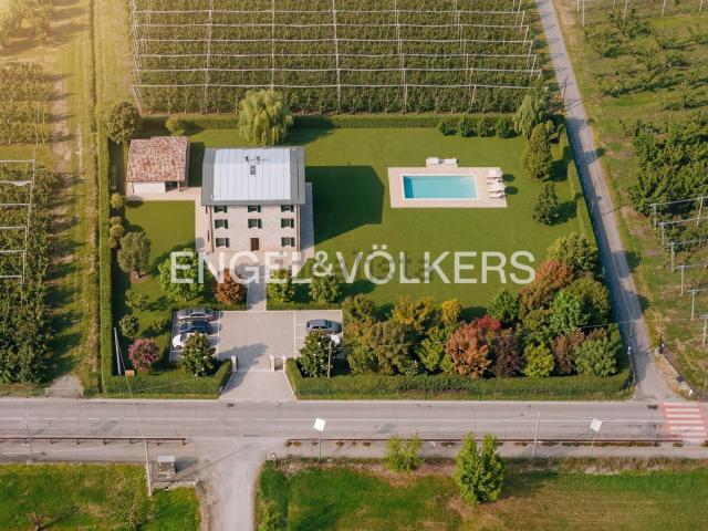 Casa in vendita a Unione di comuni Terre di Castelli, Savignano Sul Panaro