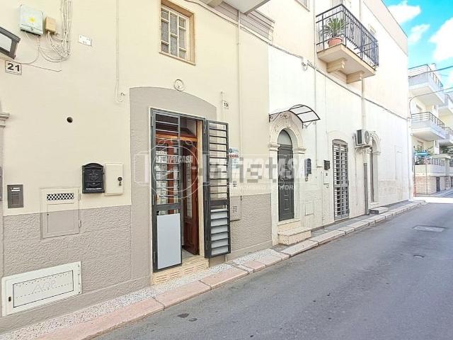 Casa in vendita a Puglia, Bari