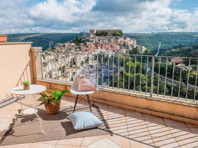 Casa in vendita a Ragusa Ibla, Ragusa