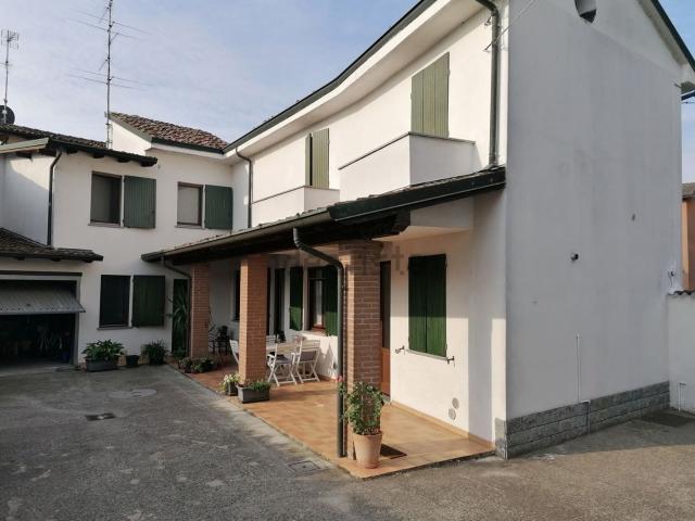 Casa in vendita a Nosadello, Pandino