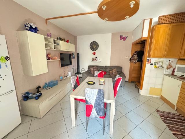 Casa in vendita a Comunità Montana Valli del Verbano, Gavirate