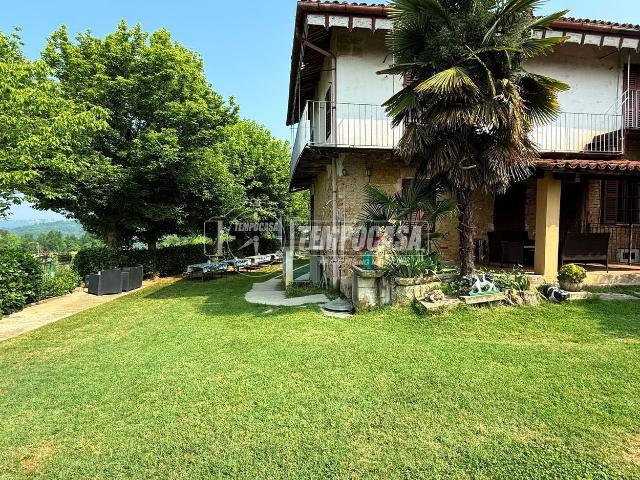 Casa in vendita a Mombarone, Asti
