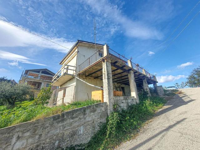 Casa in vendita a Palombaro, Abruzzo