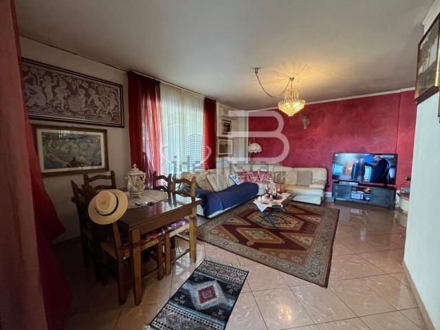 Casa in vendita a Poggio A Caiano, Toscana