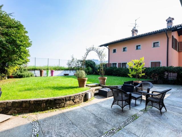 Casa in vendita a Gallina, Bergamo