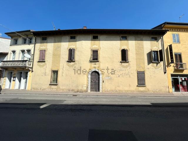 Casa in vendita a Carpenedolo, Lombardia