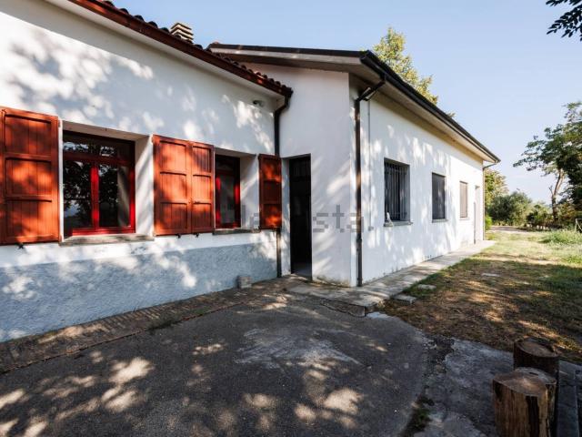 Casa in vendita a Sasso, Roncofreddo