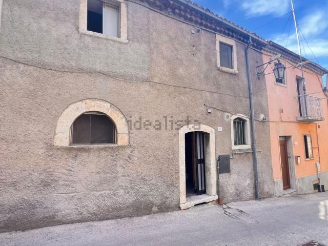 Casa in vendita a Oratino, Molise