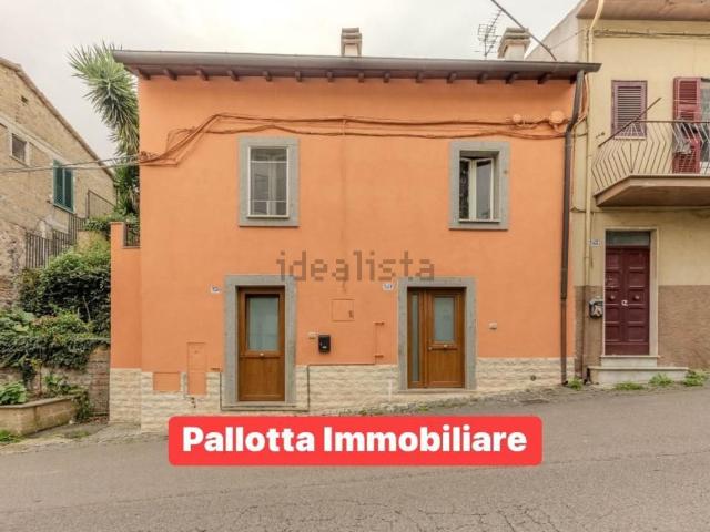 Casa in vendita a Marta, Lazio