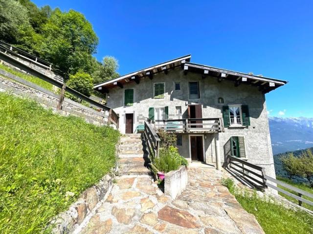 Casa in vendita a Bema, Lombardia