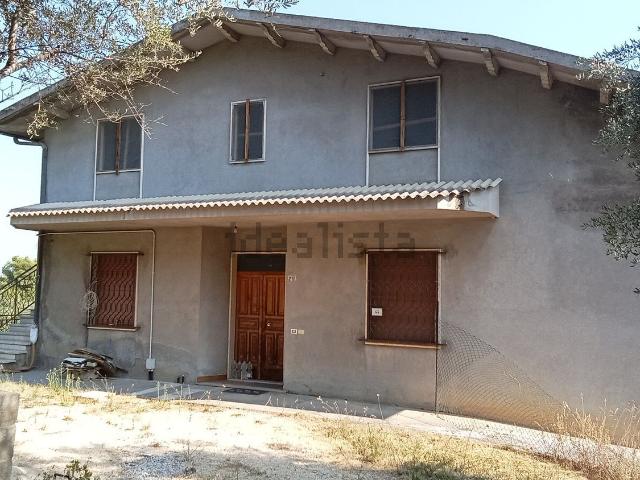 Casa in vendita a Senarica, Moscufo