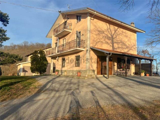 Casa in vendita a Cairo Montenotte, Liguria