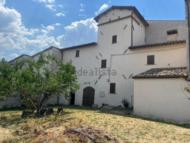 Casa in vendita a Spoleto, Umbria