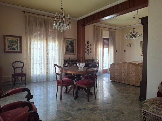 Casa in vendita a Vittoria, Ragusa