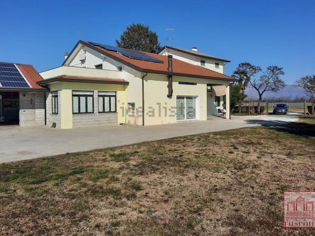 Casa in vendita a Maniago, Friuli-Venezia Giulia