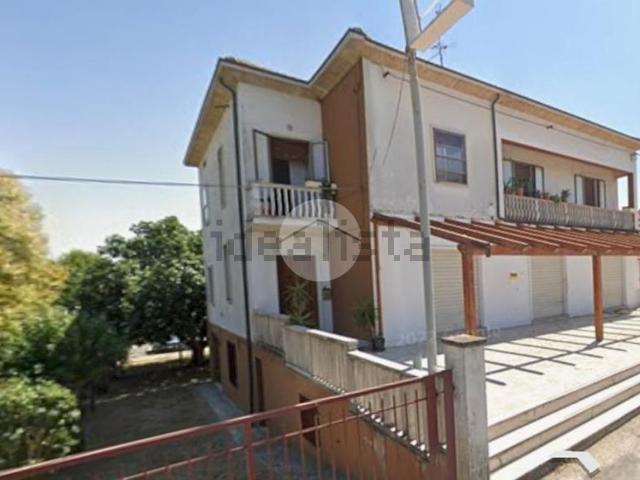 Casa in vendita a Fenile, Marche