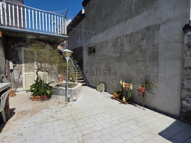 Casa in vendita a Belpasso, Sicilia