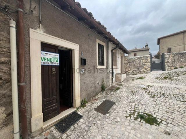 Casa in vendita a Rocca Di Mezzo, Abruzzo