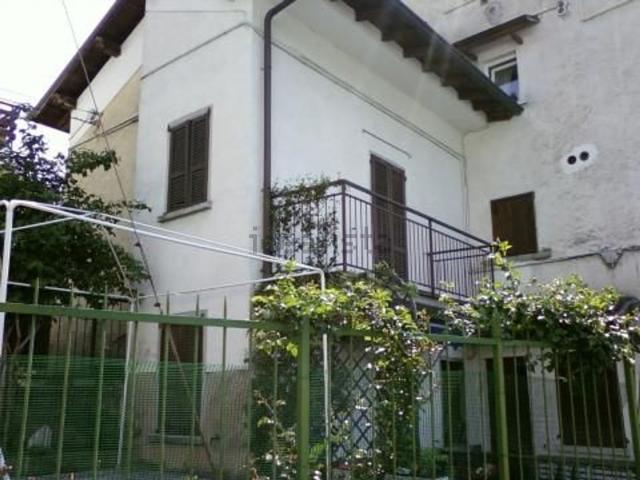 Casa in vendita a Carosso, Rota D'imagna