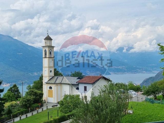 Casa in vendita a Bellano, Lombardia