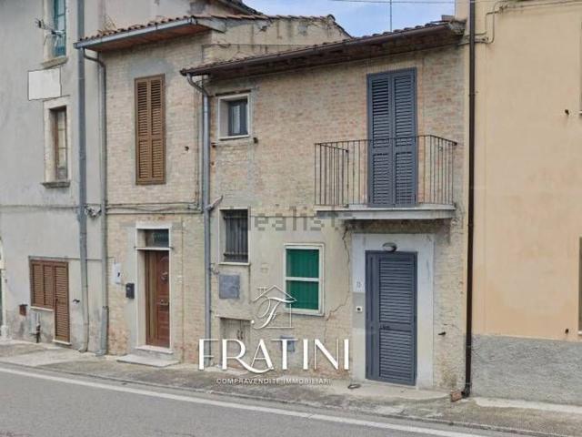 Casa in vendita a Unione dei Comuni della Val Vibrata, Civitella Del Tronto