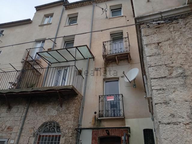 Casa in vendita a Carpinone, Molise