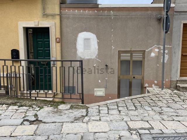 Casa in vendita a Chiaramonte Gulfi, Ragusa
