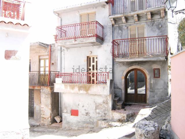 Casa in vendita a Forza D'agrò, Sicilia