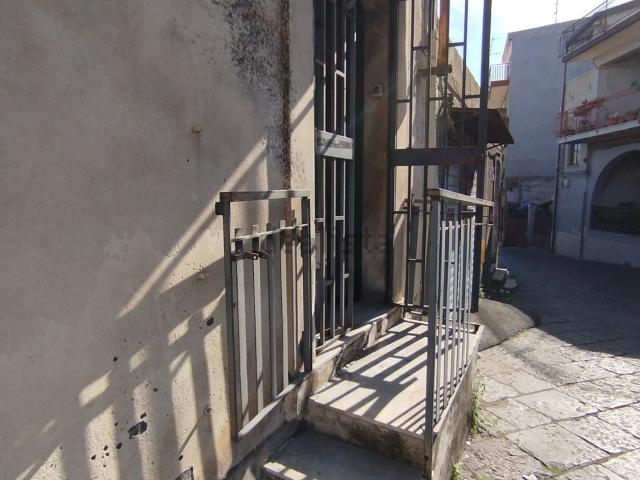 Casa in vendita a Aci Santa Lucia, Aci Catena