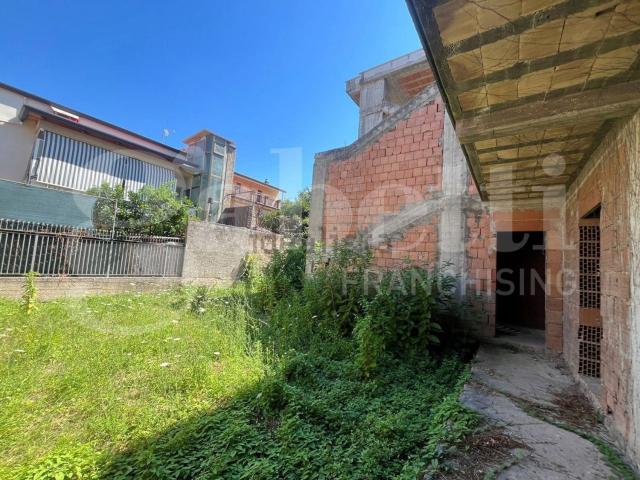 Casa in vendita a Camigliano, Campania