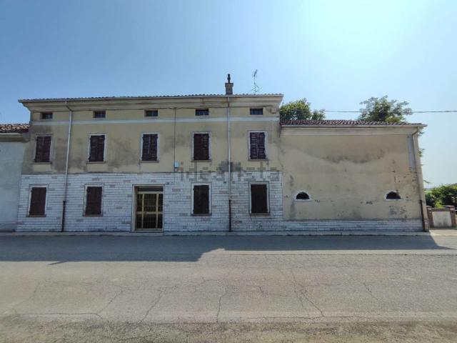 Casa in vendita a Viadana, Lombardia