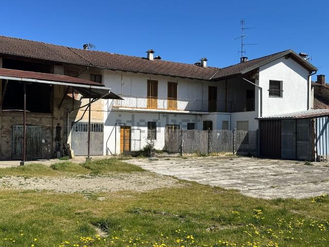Casa in vendita a Langosco, Lombardia