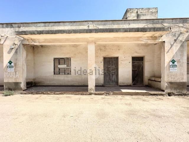 Casa in vendita a Quota 11, Puglia