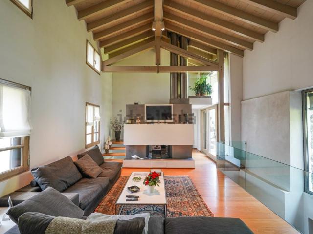 Casa in vendita a Cene, Bergamo