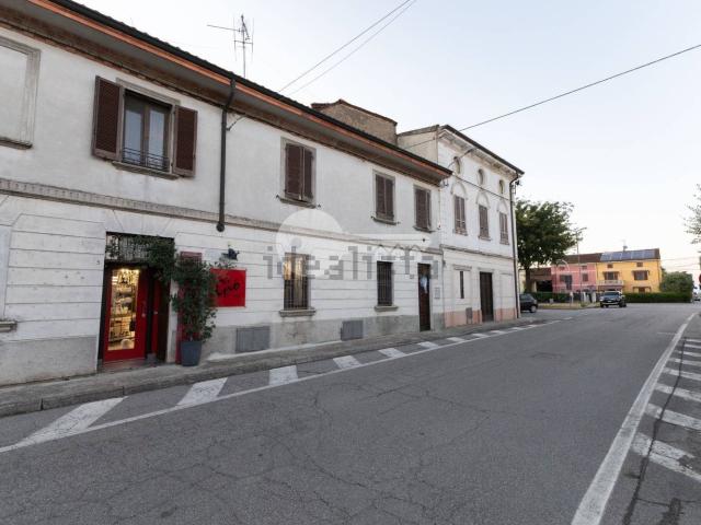 Casa in vendita a Persico Dosimo, Lombardia
