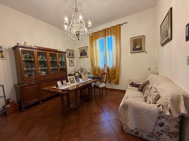 Casa in vendita a Sant'Ippolito, Prato