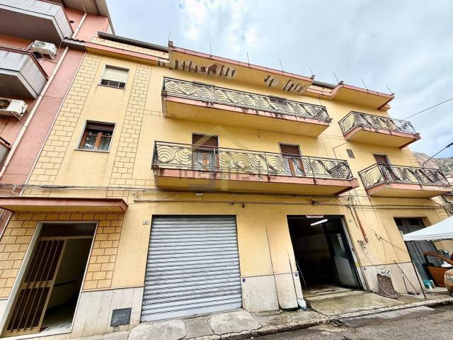 Casa in vendita a Partinico, Sicilia