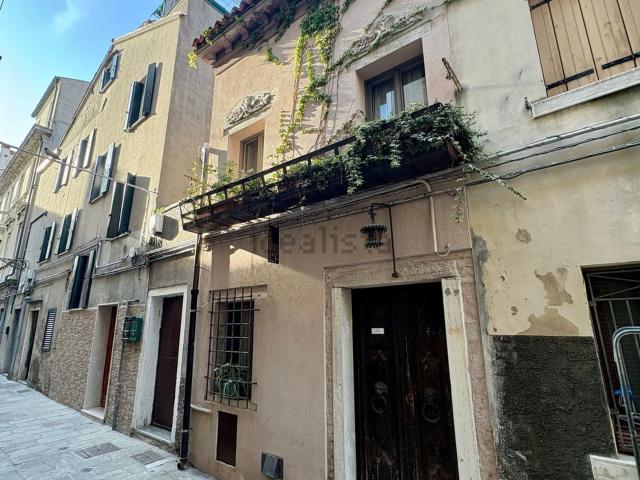 Casa in vendita a Chioggia, Veneto