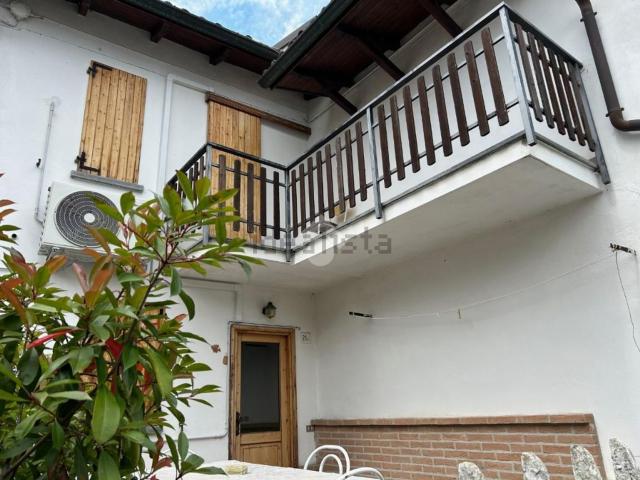 Casa in vendita a Montù Beccaria, Lombardia