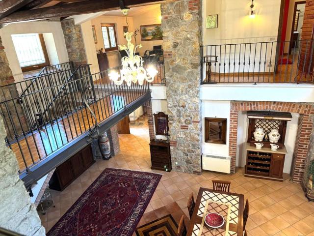 Casa in vendita a Frosinone, Lazio