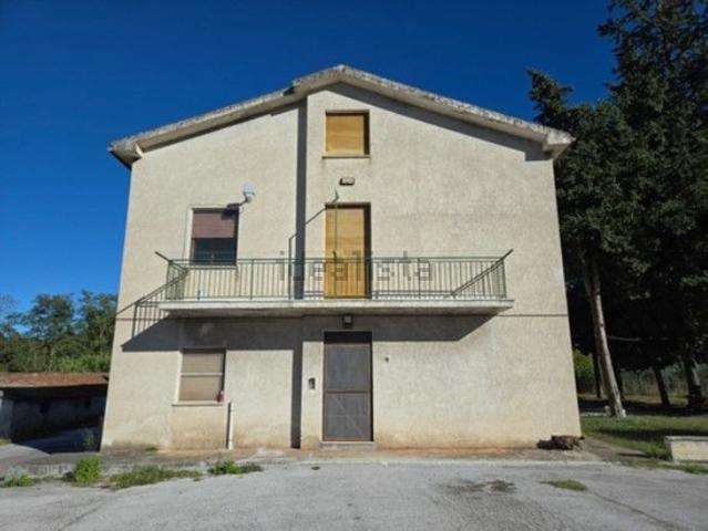 Casa in vendita a Villa Pianiglioli, Belforte del Chienti