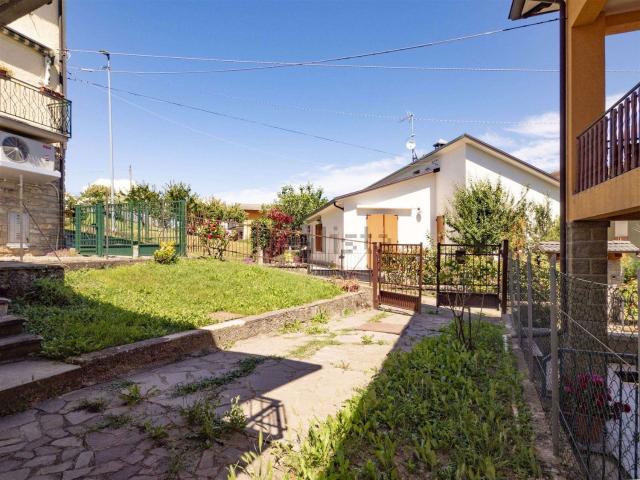 Casa in vendita a Unione dei comuni del Distretto Ceramico, Montefiorino